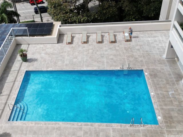 1212 Punahou Street 705, Honolulu, HI 96826