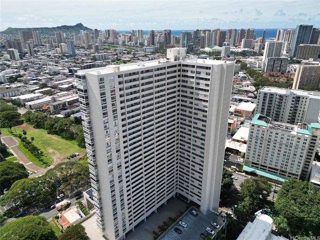 1212 Punahou Street 705, Honolulu, HI 96826