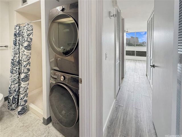 1212 Punahou Street 705, Honolulu, HI 96826