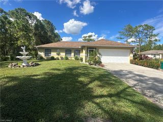 3675 27th AVE NE, Naples, FL 34120