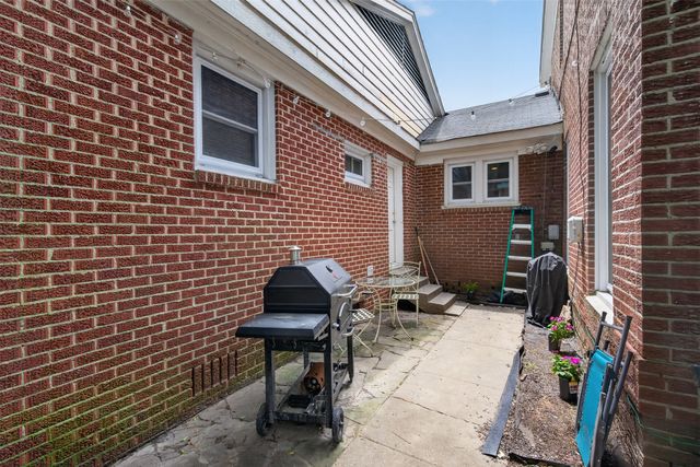 361 Boulevard Street, Shreveport, LA 71104