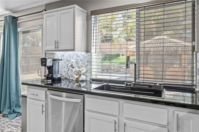 11360 Magnolia, Corona, CA 92883