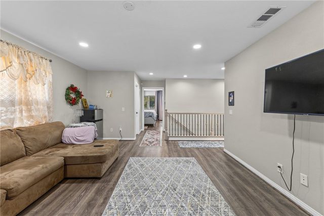 11360 Magnolia, Corona, CA 92883
