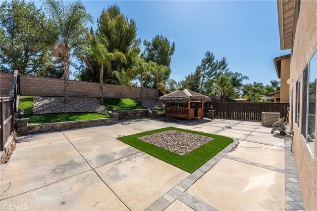 11360 Magnolia, Corona, CA 92883