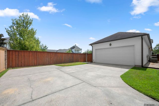 8624 Billiu St, Baton Rouge, LA 70817