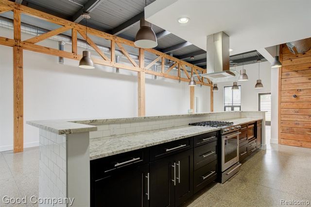 1300 Batavia Avenue 2, Royal Oak, MI 48067