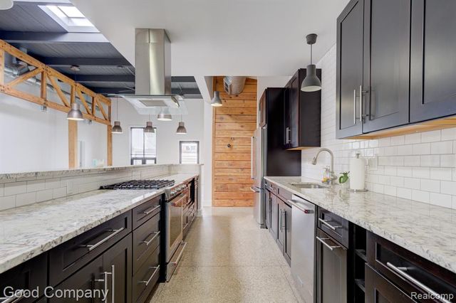 1300 Batavia Avenue 2, Royal Oak, MI 48067