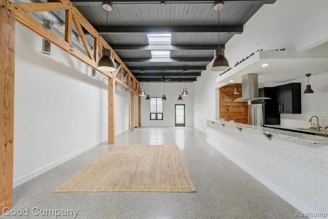 1300 Batavia Avenue 2, Royal Oak, MI 48067