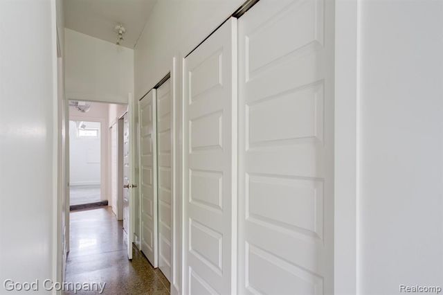1300 Batavia Avenue 2, Royal Oak, MI 48067
