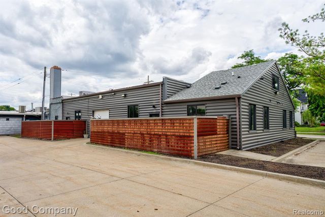 1300 Batavia Avenue 2, Royal Oak, MI 48067