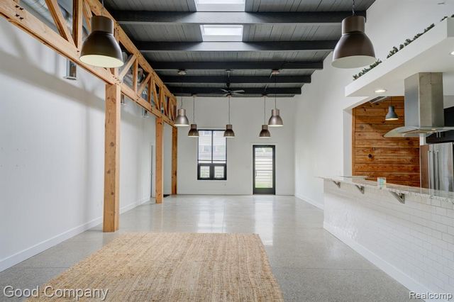 1300 Batavia Avenue 2, Royal Oak, MI 48067