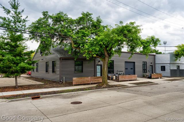 1300 Batavia Avenue 2, Royal Oak, MI 48067