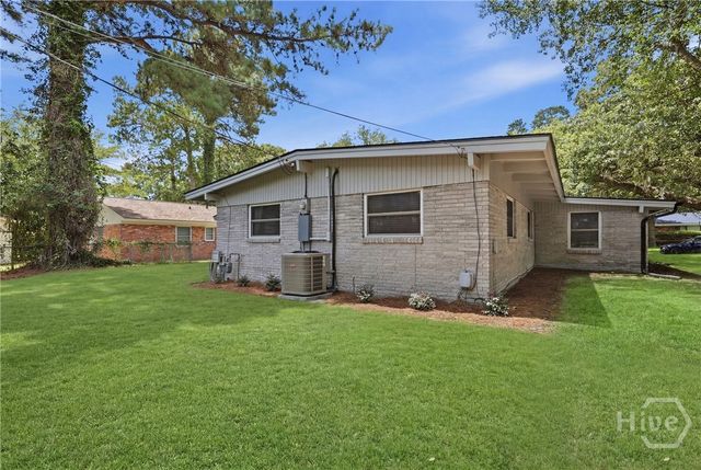14 Dyches Drive, Savannah, GA 31406