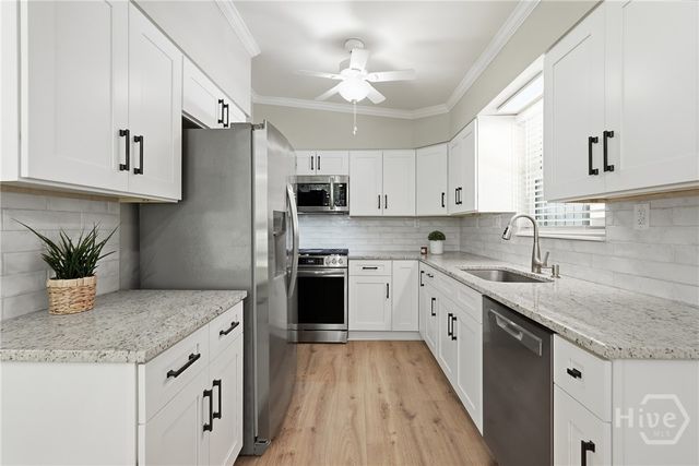 14 Dyches Drive, Savannah, GA 31406