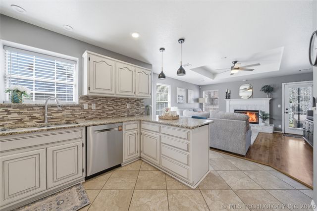 9409 E 100th Street, Tulsa, OK 74133