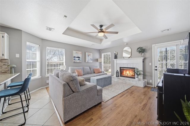 9409 E 100th Street, Tulsa, OK 74133