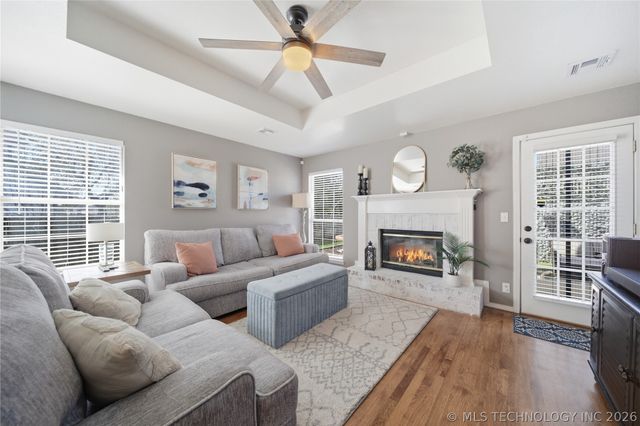 9409 E 100th Street, Tulsa, OK 74133