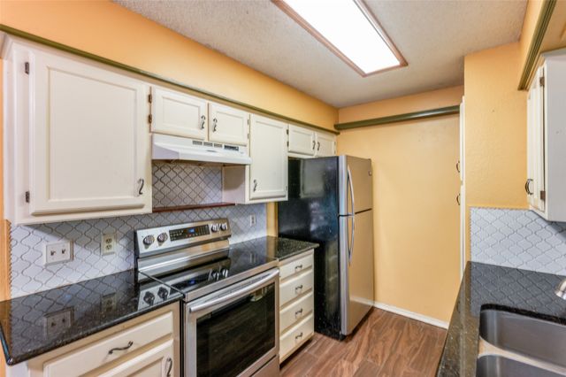 813 Royal Meadows Street, Denton, TX 76209