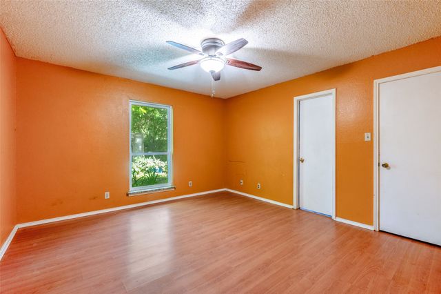 813 Royal Meadows Street, Denton, TX 76209