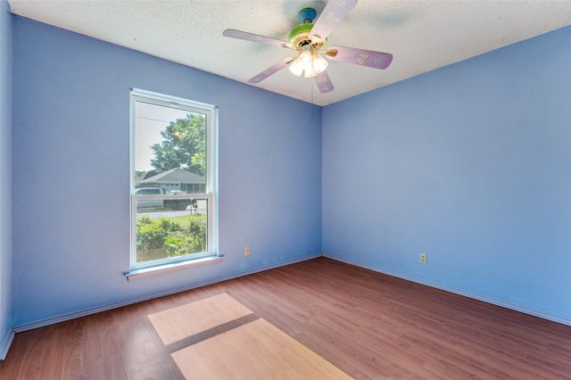 813 Royal Meadows Street, Denton, TX 76209