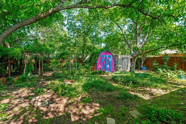 813 Royal Meadows Street, Denton, TX 76209