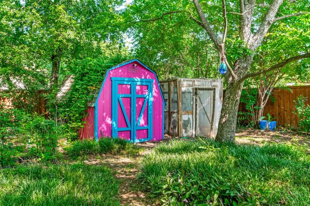 813 Royal Meadows Street, Denton, TX 76209