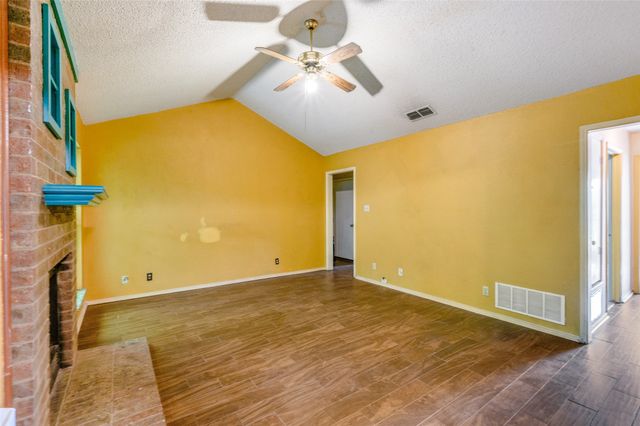 813 Royal Meadows Street, Denton, TX 76209