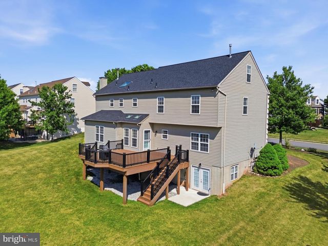 2051 LOCKERBIE RD, Schwenksville, PA 19473