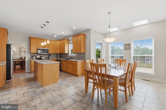 2051 LOCKERBIE RD, Schwenksville, PA 19473