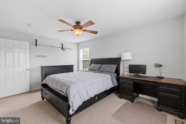 2051 LOCKERBIE RD, Schwenksville, PA 19473