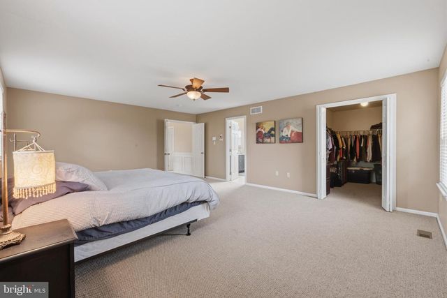 2051 LOCKERBIE RD, Schwenksville, PA 19473