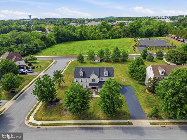2051 LOCKERBIE RD, Schwenksville, PA 19473