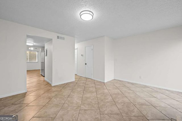 579 Northridge Cros Drive, Atlanta, GA 30350