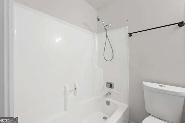 579 Northridge Cros Drive, Atlanta, GA 30350