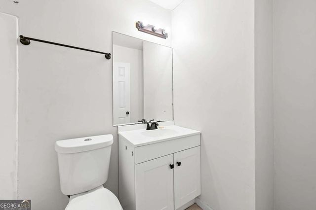 579 Northridge Cros Drive, Atlanta, GA 30350