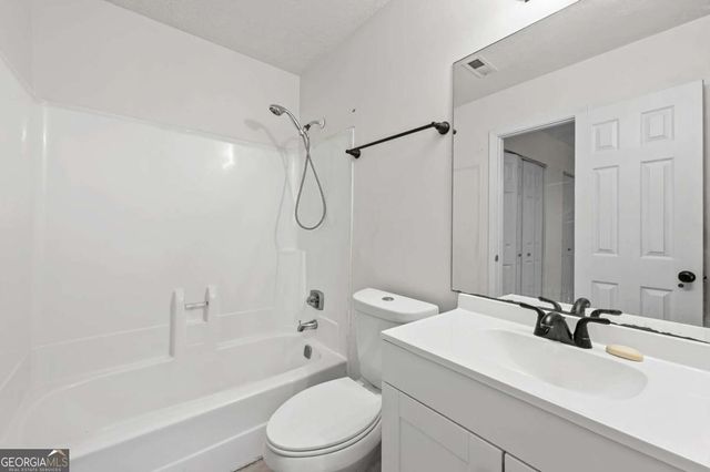 579 Northridge Cros Drive, Atlanta, GA 30350