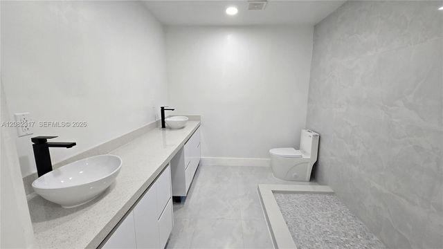 776 NW 10th Street, Florida City, FL 33034