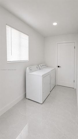 776 NW 10th Street, Florida City, FL 33034