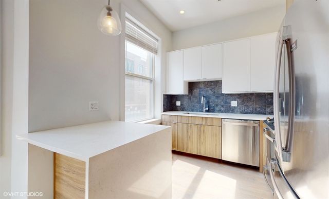 2120 W BELMONT Avenue, Chicago, IL 60618