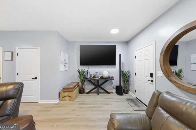 2166 Braxton Road SW, Atlanta, GA 30331