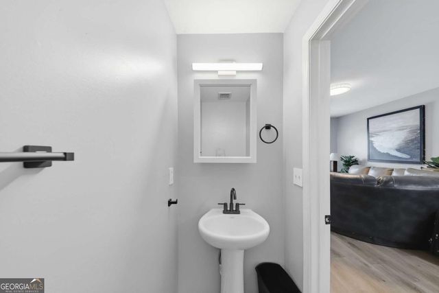 2166 Braxton Road SW, Atlanta, GA 30331