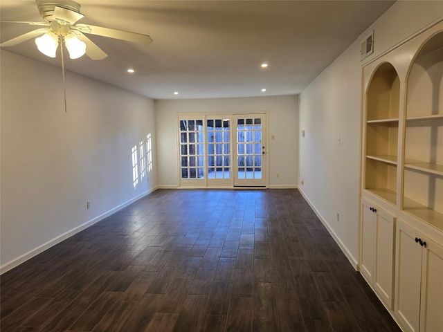 856 Wax Myrtle Lane, Houston, TX 77079