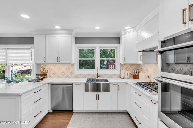 13 Jeffrey Lane, East Windsor, NJ 08520