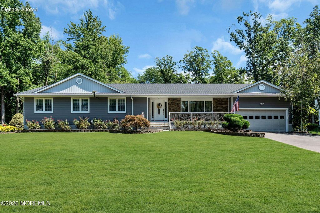 13 Jeffrey Lane, East Windsor, NJ 08520