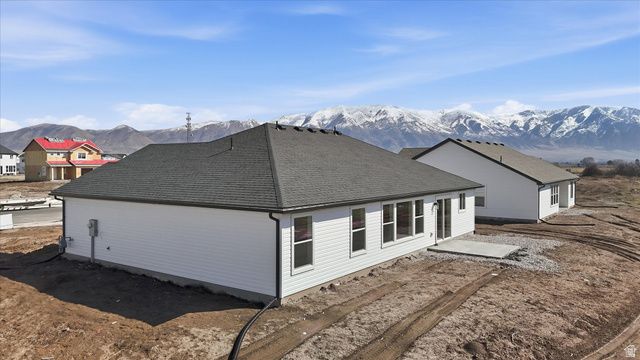 233 W 1470 S, Tremonton, UT 84337