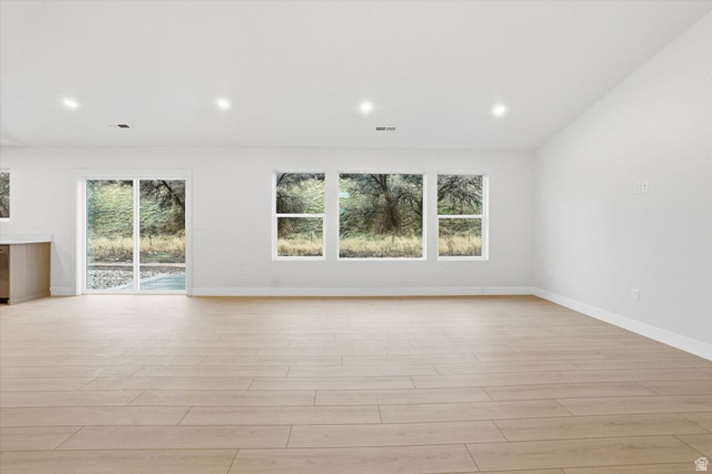 Image 17 of property listing at 233 W 1470 S, Tremonton, UT 84337