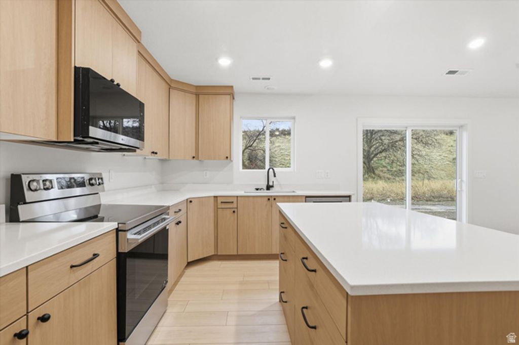 Image 25 of property listing at 233 W 1470 S, Tremonton, UT 84337
