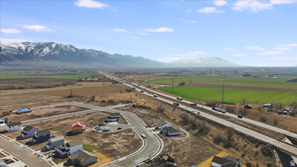 Image 10 of property listing at 233 W 1470 S, Tremonton, UT 84337