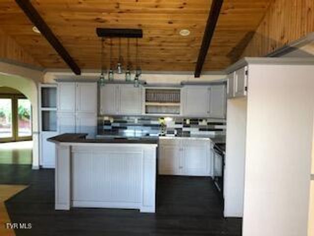 164 Riverview Drive, Johnson City, TN 37601