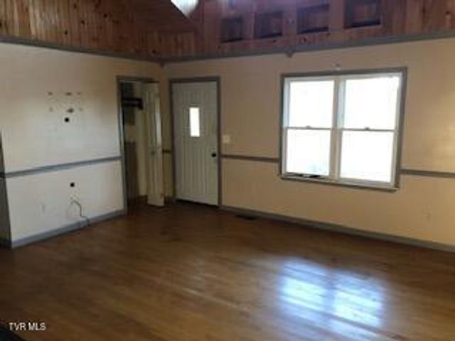 164 Riverview Drive, Johnson City, TN 37601